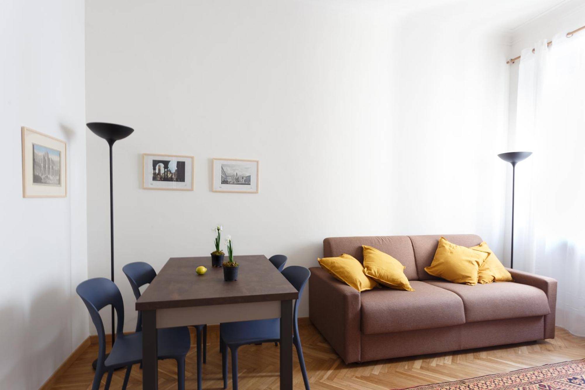 Renovated 3 Bedroom Apartment In The City Center Torino Kültér fotó